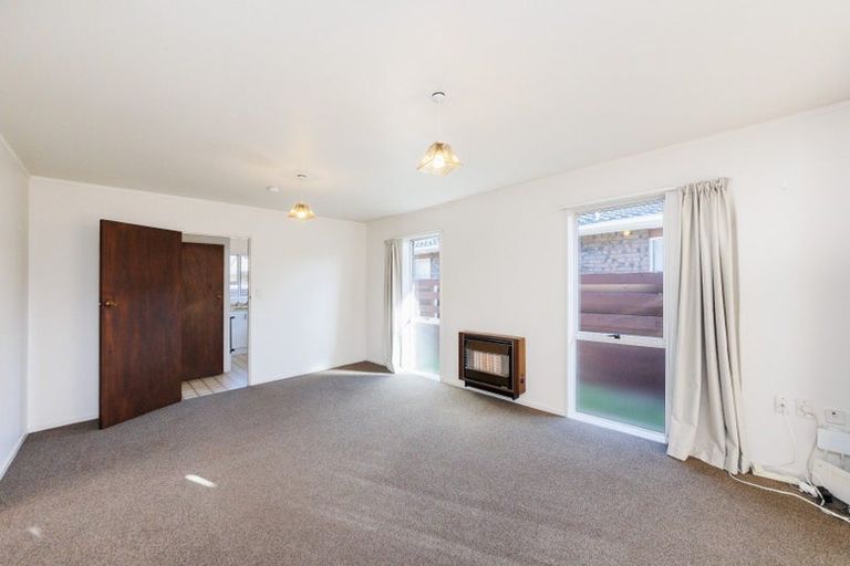 Photo of property in 718c Pioneer Highway, Takaro, Palmerston North, 4412