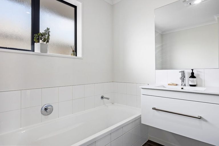 Photo of property in 51 Sutherland Drive, Kaiapoi, 7630