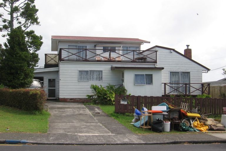 Photo of property in Kelston Intermediate, 14 Vanguard Road, Kelston, Auckland, 0602