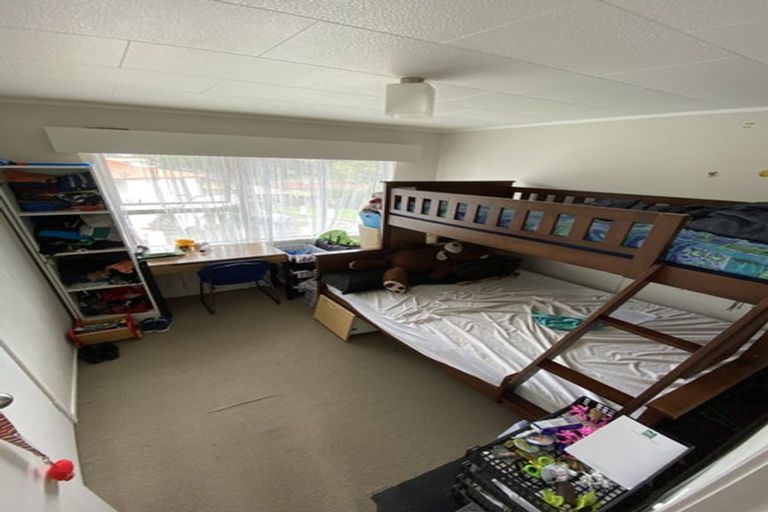 Photo of property in 46 Lilburn Crescent, Massey, Auckland, 0614