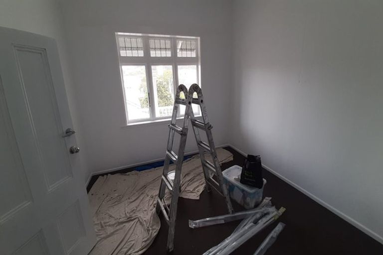 Photo of property in 15 Millward Street, Newtown, Wellington, 6021