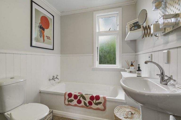 Photo of property in 1 Ashley Street, Belleknowes, Dunedin, 9011