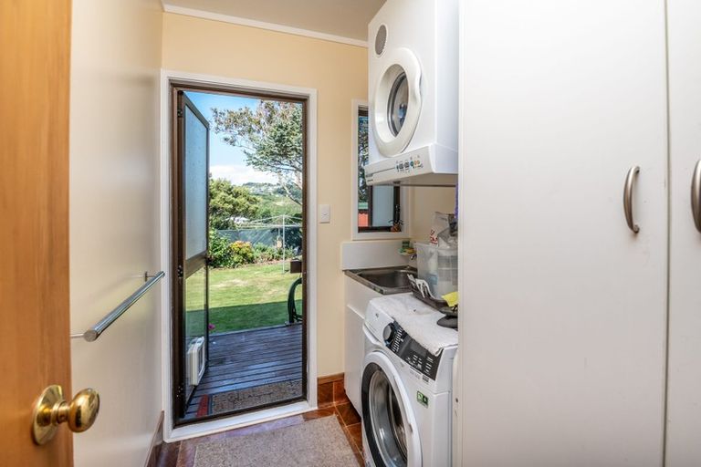 Photo of property in 26 Burbank Crescent, Churton Park, Wellington, 6037