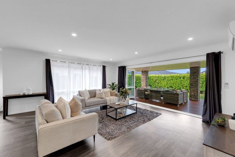 Photo of property in 18 Helen June Avenue, Flagstaff, Hamilton, 3210