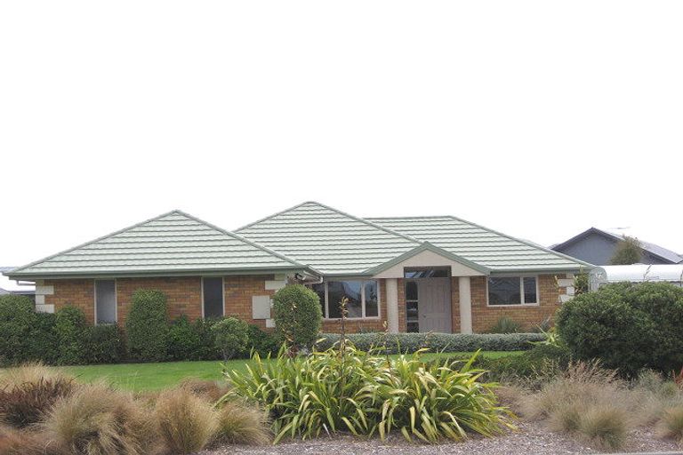 Photo of property in 505 Bower Avenue, Parklands, Christchurch, 8083