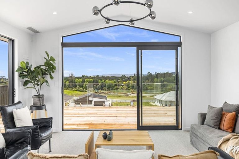 Photo of property in 9 Kahawai Place, Omokoroa, 3114