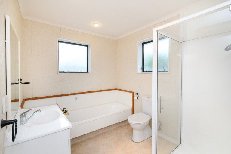 Photo of property in 7b Harrow Place, Hokowhitu, Palmerston North, 4410
