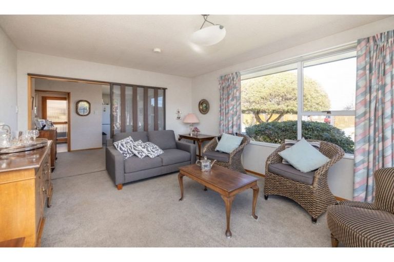 Photo of property in 1/25 Peebles Drive, Hei Hei, Christchurch, 8042