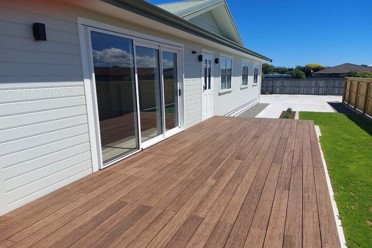 Photo of property in 5 Danske Close, Carterton, 5713