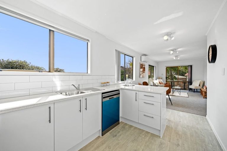 Photo of property in 20a Mckinstry Avenue, Mangere East, Auckland, 2024