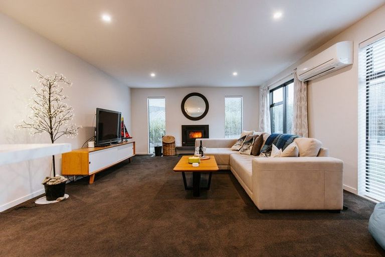 Photo of property in 24 Robrosa Street, Wanaka, 9305