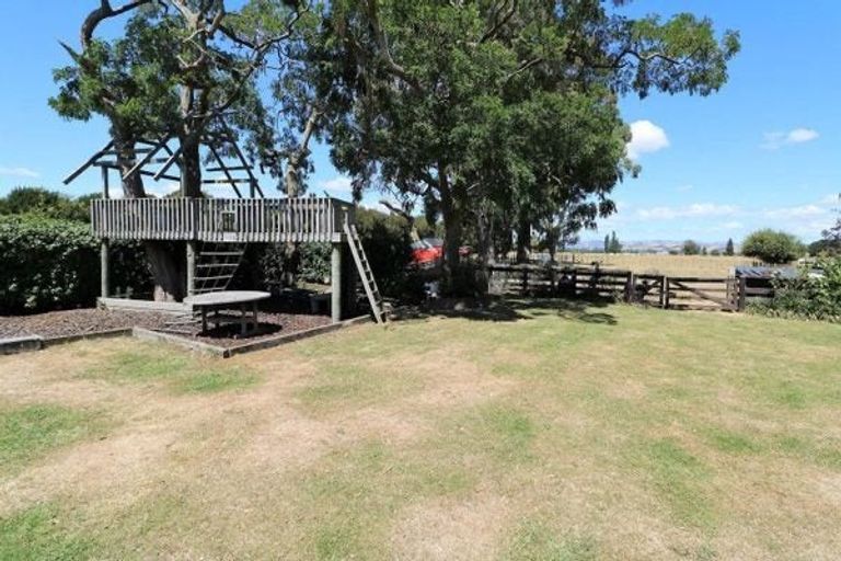 Photo of property in 3330 State Highway 2, Clareville, Carterton, 5713