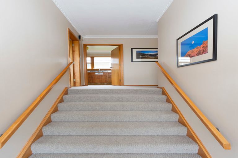 Photo of property in 19 Brough Street, Palmerston, 9430