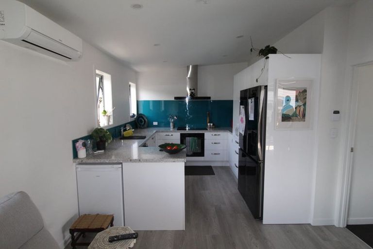 Photo of property in 35a Gledstane Road, Stanmore Bay, Whangaparaoa, 0932