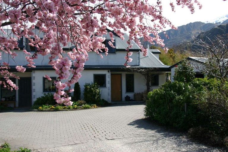 Photo of property in 9b Argyle Place, Arrowtown, 9302
