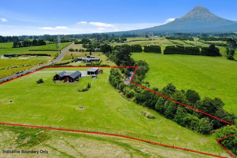 Photo of property in 1506 Egmont Road, Egmont Village, 4386