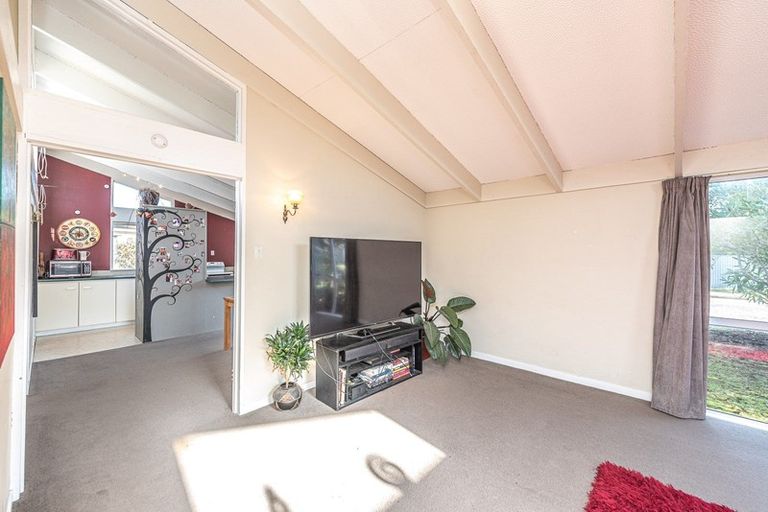Photo of property in 1 Banks Place, Tawhero, Whanganui, 4501