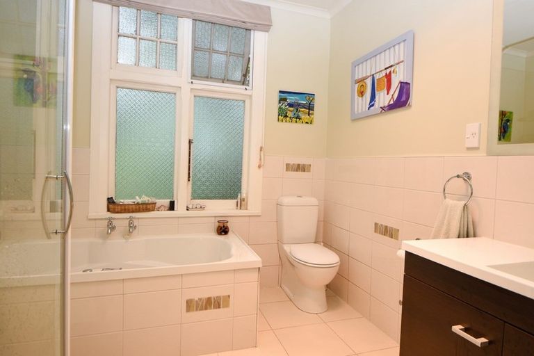 Photo of property in 24 Lincoln Road, Carterton, 5713