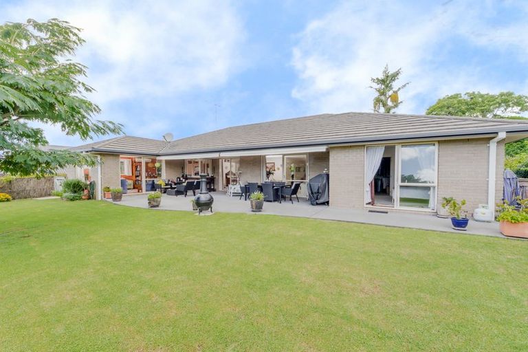 Photo of property in 48 Riverview Road, Kerikeri, 0230