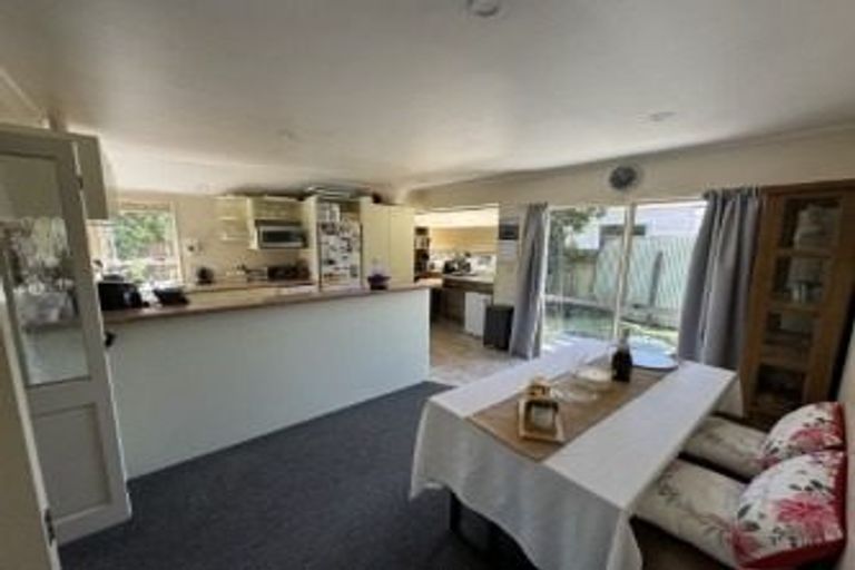 Photo of property in 24 Tutanekai Street, Paraparaumu, 5032