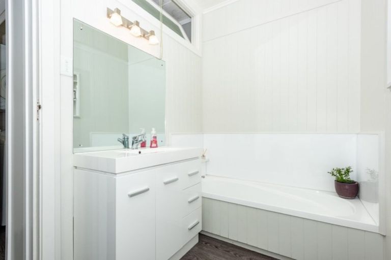 Photo of property in 471 Gladstone Road, Te Hapara, Gisborne, 4010