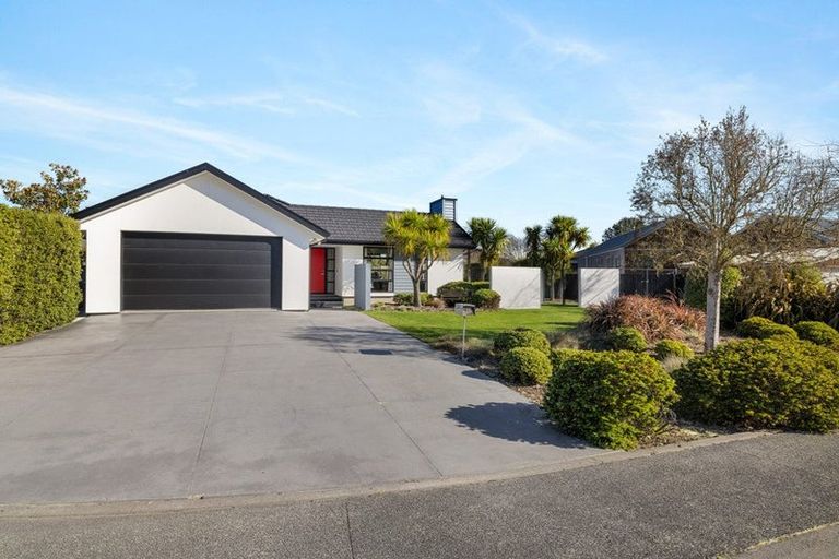 Photo of property in 30 Hemingway Place, Spencerville, Christchurch, 8083