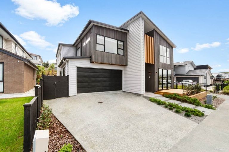 Photo of property in 10 Keel Street, Long Bay, Auckland, 0630
