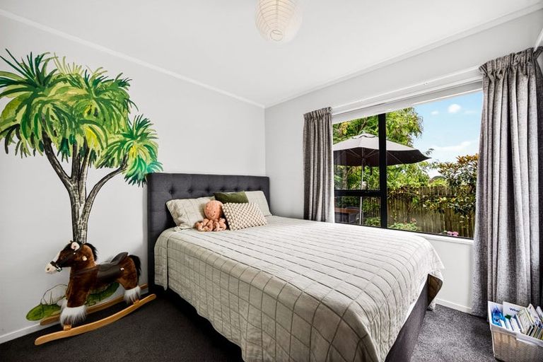 Photo of property in 15 Harvest Drive, Henderson, Auckland, 0612