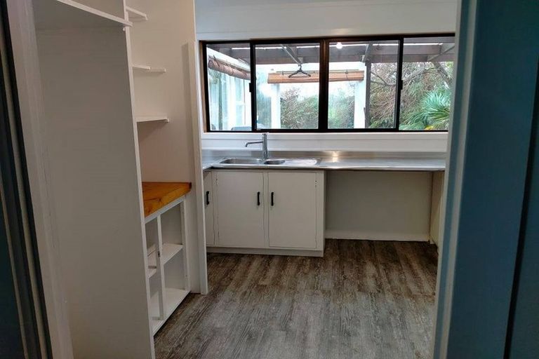 Photo of property in 76 Kekeua Road, Warea, New Plymouth, 4381