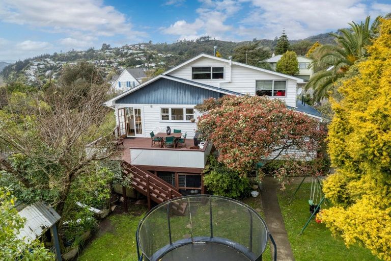 Photo of property in 68 Holborn Drive, Stokes Valley, Lower Hutt, 5019