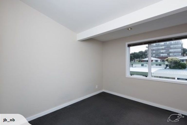 Photo of property in 8/21 Duchess Place, Maupuia, Wellington, 6022