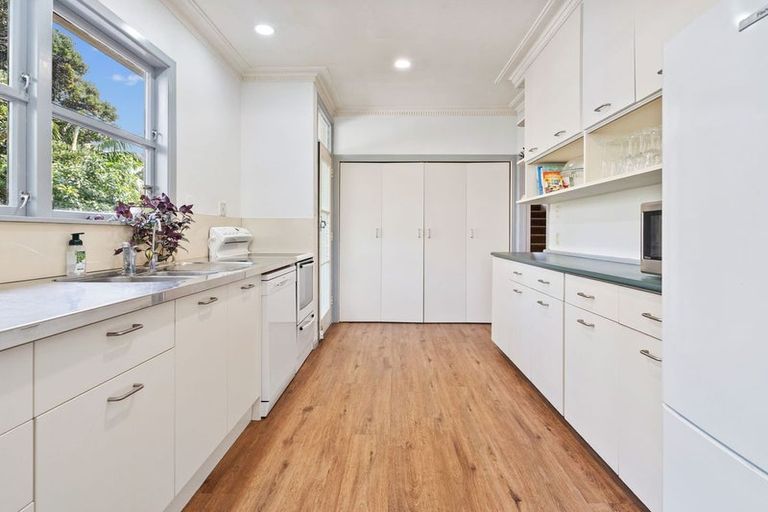 Photo of property in 1 Ranfurly Place, Te Kamo, Whangarei, 0112