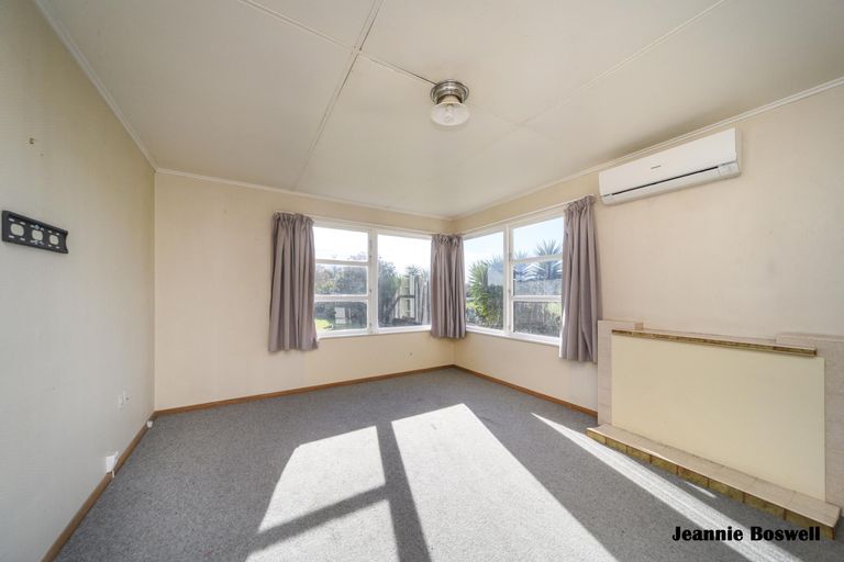 Photo of property in 582-588 Napier Road, Whakarongo, Palmerston North, 4470