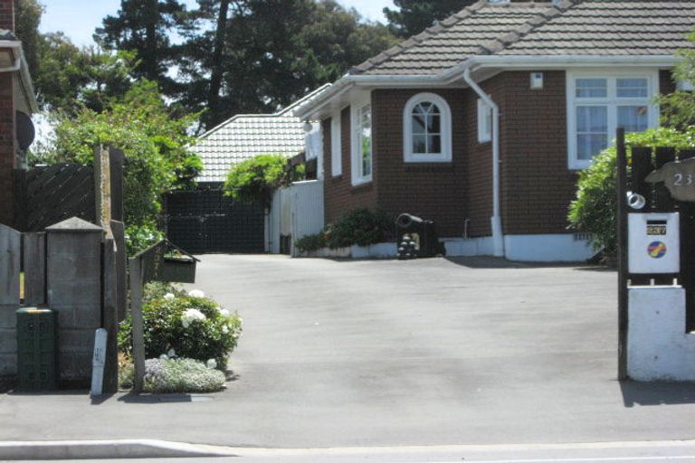Photo of property in 237 Wainoni Road, Avondale, Christchurch, 8061