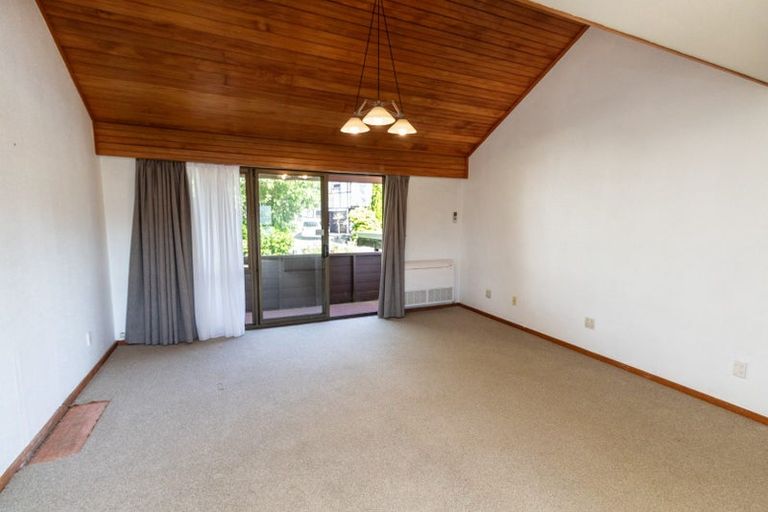 Photo of property in 3b Jasons Place, Churton Park, Wellington, 6037