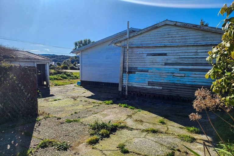 Photo of property in 16 Wainui Street, Dobson, Greymouth, 7805