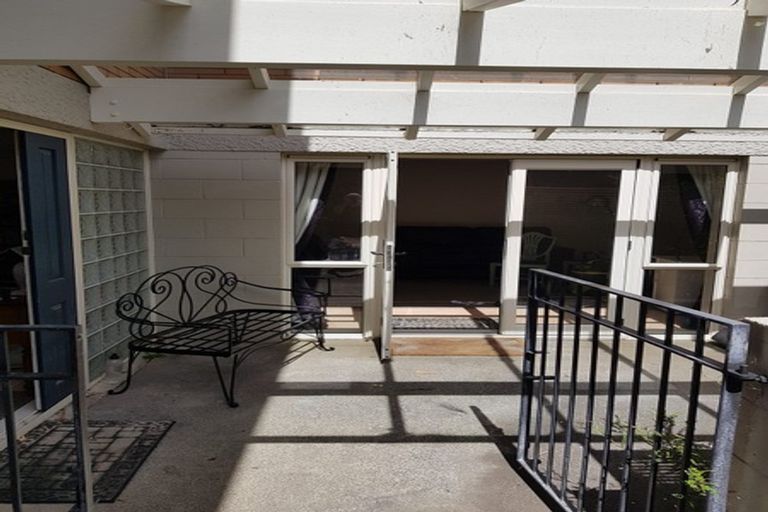 Photo of property in 11 Theodora Place, Mairangi Bay, Auckland, 0630