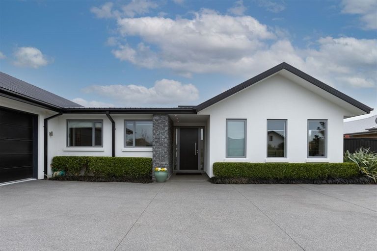 Photo of property in 20 Westburn Place, Prebbleton, 7604