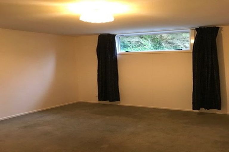 Photo of property in 63 Palliser Road, Roseneath, Wellington, 6011