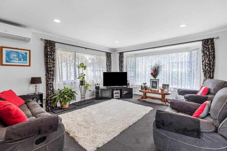 Photo of property in 37 Beachlands Place, Papamoa Beach, Papamoa, 3118