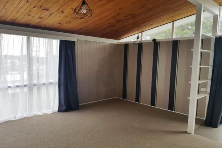 Photo of property in 1 Fernleigh Street, Ferndale, New Plymouth, 4310