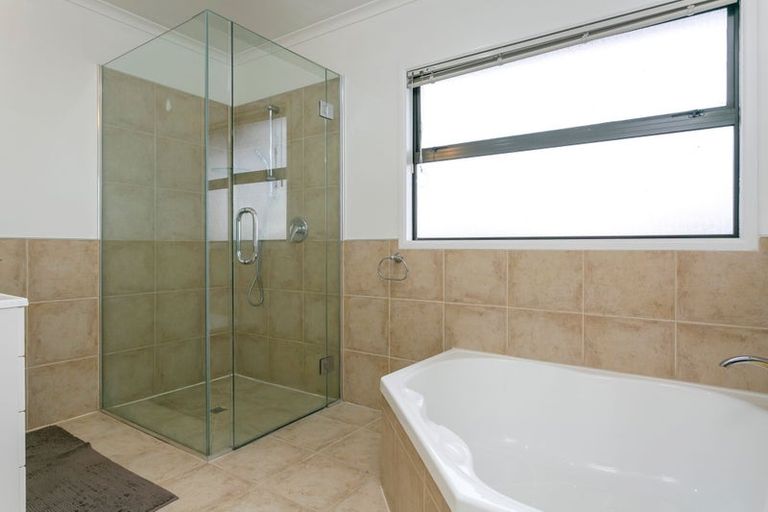 Photo of property in 19 Luberon Way, Nukuhau, Taupo, 3330