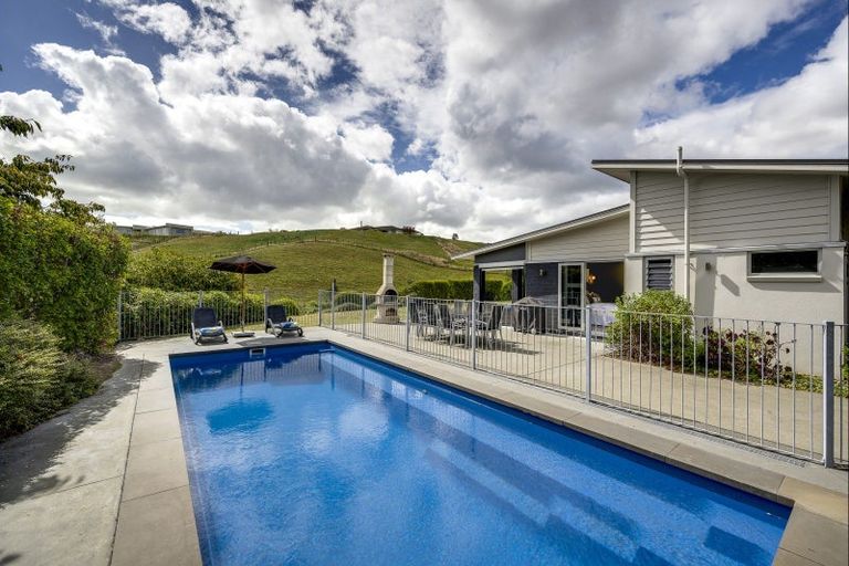 Photo of property in 35 Sandown Lane, Havelock North, 4130