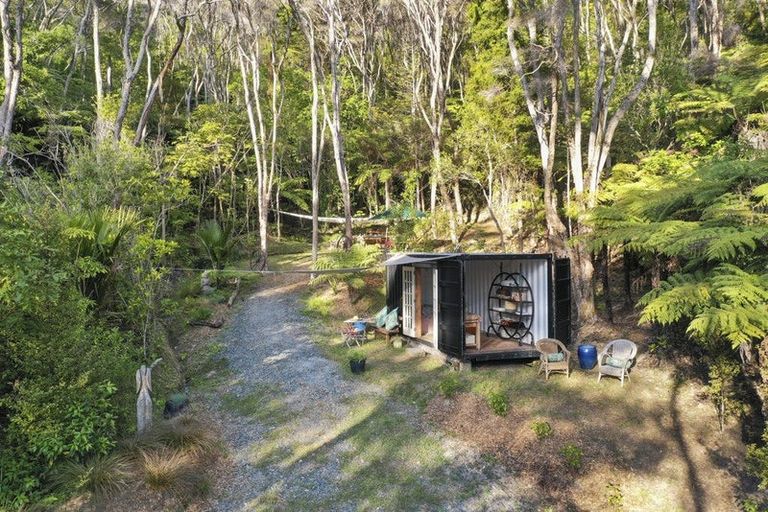 Photo of property in 106a Manawaora Road, Russell, 0272