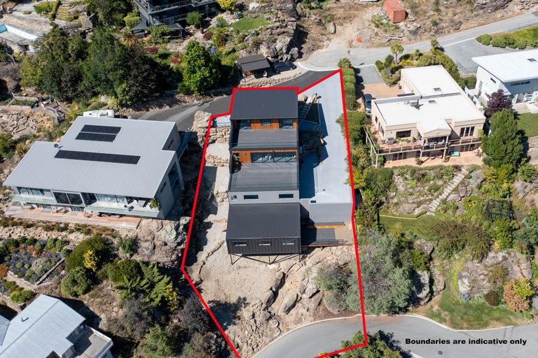 Photo of property in 10 Hawkdun Place, Bridge Hill, Alexandra, 9320