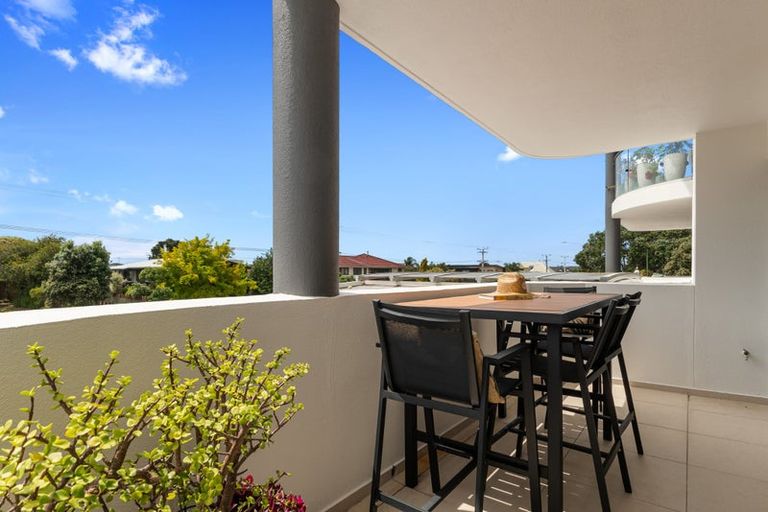 Photo of property in 2/1086 Papamoa Beach Road, Papamoa Beach, Papamoa, 3118