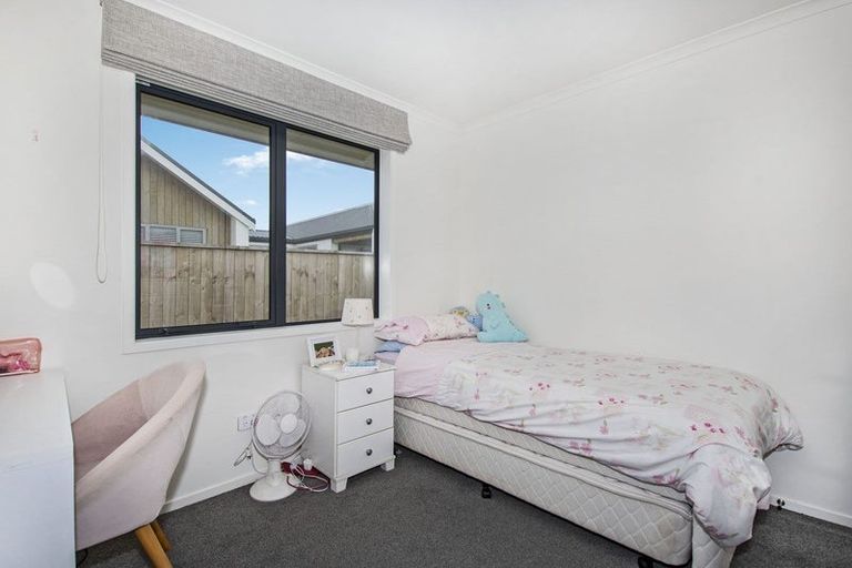 Photo of property in 31 Kitemaunga Avenue, One Tree Point, 0118