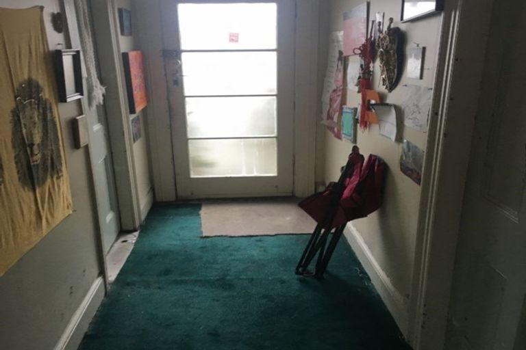 Photo of property in 33 Reid Road, South Dunedin, Dunedin, 9012