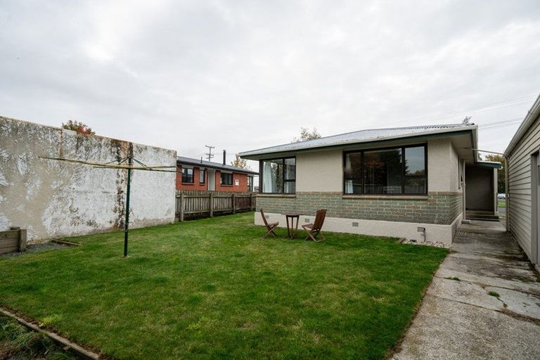 Photo of property in 19 High Street, Milton, 9220