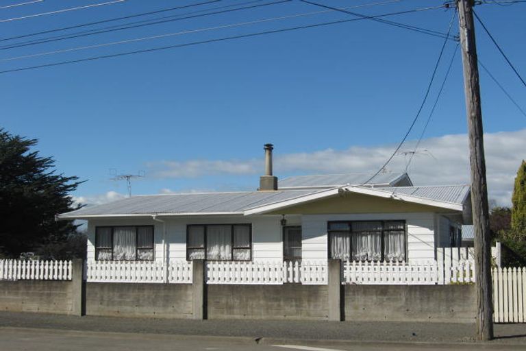 Photo of property in 282 High Street North, Carterton, 5713